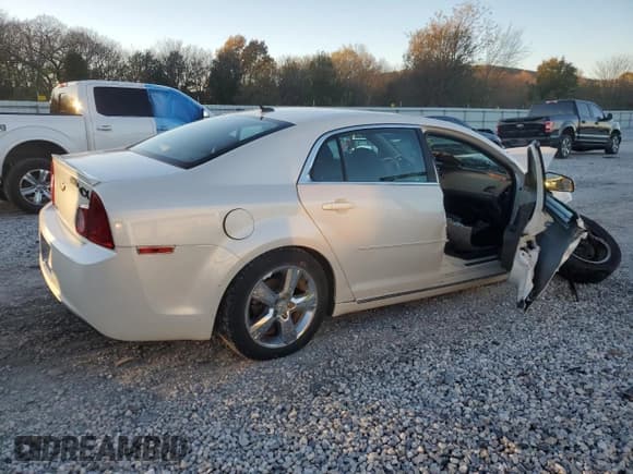 ✅ 2011 Chevrolet Malibu 1LT • VIN: 1G1ZC5E1XBF305804 • Lot: 81157334. Listed on Copart with 139,605 mi. Free auction sales archive from the USA and detailed vehicle history report at DreamBid. Image 3.