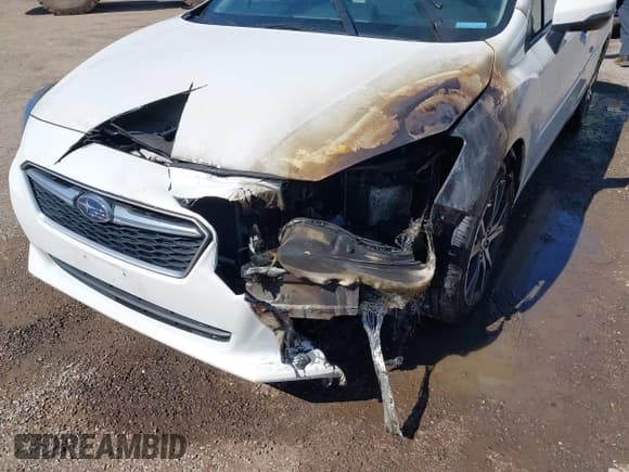 ✅ 2017 Subaru Impreza Limited • VIN: 4S3GKAU61H3610545 • Lot: 42064981. Listed on IAAI with 72,804 mi. Free auction sales archive from the USA and detailed vehicle history report at DreamBid. Image 6.