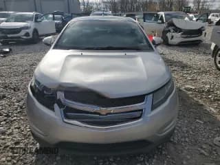 ✅ 2011 Chevrolet Volt • VIN: 1G1RD6E44BU102903 • Lot: 82092674. Wystawiony na Copart z przebiegiem 134 542 mil. Bezpłatny archiwum sprzedaży aukcyjnych z USA i szczegółowy raport historii pojazdu na DreamBid. Zdjęcie 5.