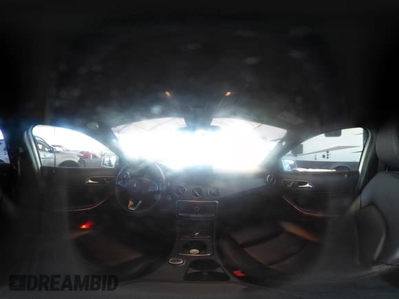 ✅ 2018 Mercedes-Benz GLA 250 • VIN: WDCTG4GB4JJ448593 • Лот: 43465917. Опубликован ранее на IAAI с пробегом 41 258 миль. Бесплатный доступ к архиву аукционных продаж из США и подробный отчёт об истории автомобиля на DreamBid. Изображение 18.