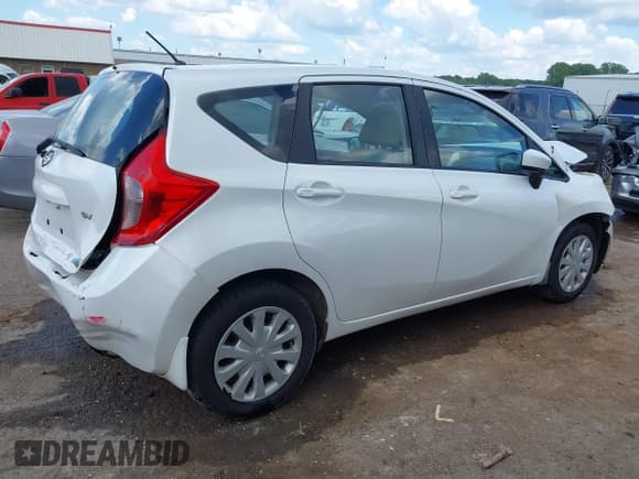 ✅ 2015 Nissan Note S Plus • VIN: 3N1CE2CP9FL363446 • Lot: 42210025. Listed on IAAI with 218,750 mi. Free auction sales archive from the USA and detailed vehicle history report at DreamBid. Image 14.
