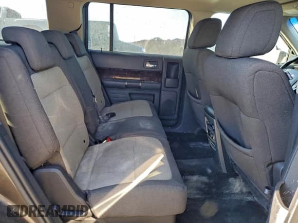 ✅ 2011 Ford Flex SEL • VIN: 2FMGK5CC1BBD15284 • Лот: 95315405. Опубликован ранее на Copart с пробегом 218 141 миль. Бесплатный доступ к архиву аукционных продаж из США и подробный отчёт об истории автомобиля на DreamBid. Изображение 11.