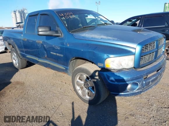 ✅ 2005 Dodge 1500 SLT • VIN: 1D7HU18D45S307757 • Лот: 43511583. Опубликован ранее на IAAI с пробегом 211 998 миль. Бесплатный доступ к архиву аукционных продаж из США и подробный отчёт об истории автомобиля на DreamBid. Изображение 1.