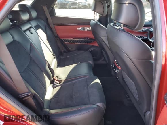 ✅ 2022 Genesis GV70 Sport • VIN: KMUMCDTC5NU011059 • Lot: 89899635. Wystawiony na Copart z przebiegiem 22 816 mil. Bezpłatny archiwum sprzedaży aukcyjnych z USA i szczegółowy raport historii pojazdu na DreamBid. Zdjęcie 11.