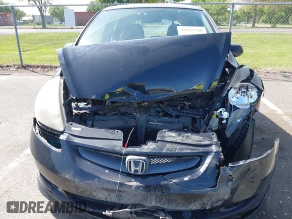 ✅ 2007 Honda Fit Sport • VIN: JHMGD37677S027417 • Lot: 42155718. Listed on IAAI with 262,609 mi. Free auction sales archive from the USA and detailed vehicle history report at DreamBid. Image 6.