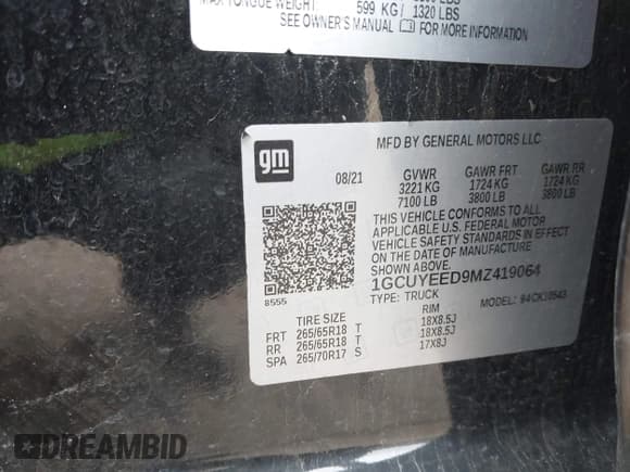 ✅ 2021 Chevrolet Silverado 1500 RST • VIN: 1GCUYEED9MZ419064 • Lot: 42066047. Wystawiony na IAAI z przebiegiem 50 236 mil. Bezpłatny archiwum sprzedaży aukcyjnych z USA i szczegółowy raport historii pojazdu na DreamBid. Zdjęcie 9.