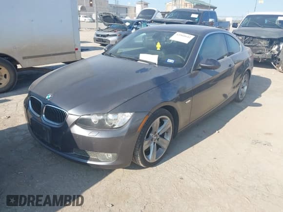 ✅ 2007 BMW 3 Series 335i • VIN: WBAWB73587P032584 • Lot: 43560642. Listed on IAAI with 92,771 mi. Free auction sales archive from the USA and detailed vehicle history report at DreamBid. Image 2.