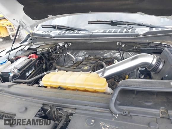 ✅ 2015 Ford F-150 XLT • VIN: 1FTEW1EF5FFC35412 • Lot: 42054204. Wystawiony na IAAI z przebiegiem 144 891 mil. Bezpłatny archiwum sprzedaży aukcyjnych z USA i szczegółowy raport historii pojazdu na DreamBid. Zdjęcie 10.