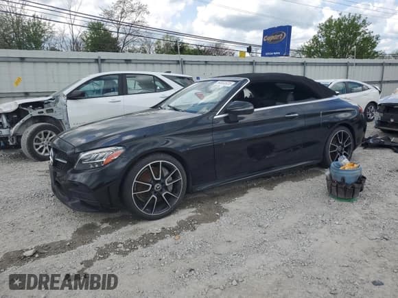 ✅ 2019 Mercedes-Benz C 300 • VIN: WDDWK8DB0KF854295 • Лот: 54553925. Опубликован ранее на Copart с пробегом Не указан. Бесплатный доступ к архиву аукционных продаж из США и подробный отчёт об истории автомобиля на DreamBid. Изображение 1.