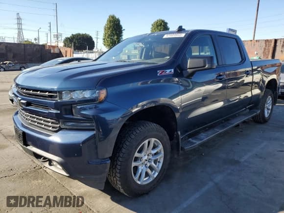✅ 2020 Chevrolet Silverado 1500 RST • VIN: 1GCUYEED2LZ323291 • Lot: 92089955. Wystawiony na Copart z przebiegiem 71 008 mil. Bezpłatny archiwum sprzedaży aukcyjnych z USA i szczegółowy raport historii pojazdu na DreamBid. Zdjęcie 1.