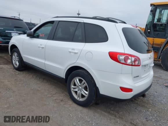 ✅ 2011 Hyundai Santa Fe GLS • VIN: 5XYZGDAB8BG023890 • Лот: 43883614. Опубликован ранее на IAAI с пробегом 174 518 миль. Бесплатный доступ к архиву аукционных продаж из США и подробный отчёт об истории автомобиля на DreamBid. Изображение 3.