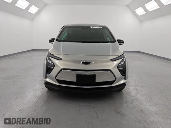 ✅ 2023 Chevrolet Bolt EV 1LT • VIN: 1G1FW6S05P4196814 • Lot: 74000304. Wystawiony na Copart z przebiegiem 26 293 mil. Bezpłatny archiwum sprzedaży aukcyjnych z USA i szczegółowy raport historii pojazdu na DreamBid. Zdjęcie 5.