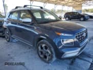 ✅ 2025 Hyundai Venue SEL • VIN: KMHRC8A34SU380537 • Lot: 86080655. Listed on Copart with 5,004 mi. Free auction sales archive from the USA and detailed vehicle history report at DreamBid. Image 4.