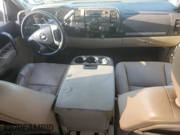 ✅ 2008 Chevrolet Silverado 1500 1LT • VIN: 2GCEK13J481249010 • Lot: 74170914. Listed on Copart with 254,311 mi. Free auction sales archive from the USA and detailed vehicle history report at DreamBid. Image 8.