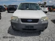 ✅ 2006 Ford Escape Hybrid • VIN: 1FMYU96H46KD56176 • Lot: 68761805. Wystawiony na Copart z przebiegiem 138 396 mil. Bezpłatny archiwum sprzedaży aukcyjnych z USA i szczegółowy raport historii pojazdu na DreamBid. Zdjęcie 5.