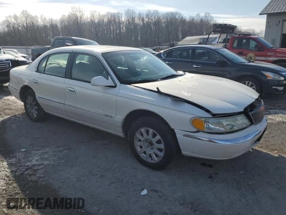 ✅ 2002 Lincoln Continental • VIN: 1LNHM97V42Y620508 • Лот: 42642755. Опубликован ранее на Copart с пробегом Не указан. Бесплатный доступ к архиву аукционных продаж из США и подробный отчёт об истории автомобиля на DreamBid. Изображение 4.