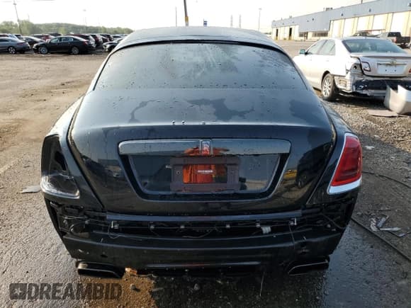 ✅ 2018 Rolls-Royce Wraith • VIN: SCA665C50JUX86994 • Lot: 66816265. Wystawiony na Copart z przebiegiem Nie podano. Bezpłatny archiwum sprzedaży aukcyjnych z USA i szczegółowy raport historii pojazdu na DreamBid. Zdjęcie 6.