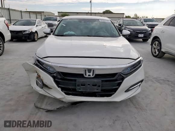 2019 Honda Accord with VIN 1HGCV3F11KA003519, listed as a Copart auction lot 81924395 with 41,142 mi miles and Salvage title. Bid and sale history available at DreamBid. Image 5.