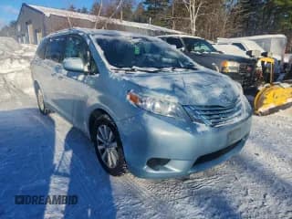 ✅ 2017 Toyota Sienna LE • VIN: 5TDJZ3DC1HS181831 • Лот: 97304785. Опубликован ранее на Copart с пробегом 167 517 миль. Бесплатный доступ к архиву аукционных продаж из США и подробный отчёт об истории автомобиля на DreamBid. Изображение 1.