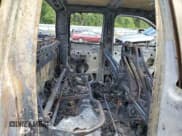 ✅ 2018 Chevrolet Silverado 1500 Work Truck • VIN: 1GCVKNEH9JZ163593 • Lot: 83083814. Wystawiony na Copart z przebiegiem Nie podano. Bezpłatny archiwum sprzedaży aukcyjnych z USA i szczegółowy raport historii pojazdu na DreamBid. Zdjęcie 11.