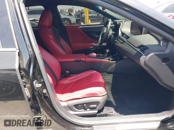 ✅ 2020 Lexus ES 350 F Sport • VIN: 58AGZ1B10LU077405 • Lot: 42328396. Listed on IAAI with 87,760 mi. Free auction sales archive from the USA and detailed vehicle history report at DreamBid. Image 5.