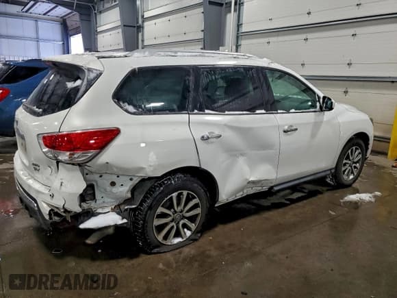 ✅ 2013 Nissan Pathfinder SV • VIN: 5N1AR2MM8DC663500 • Lot: 95333565. Listed on Copart with 136,674 mi. Free auction sales archive from the USA and detailed vehicle history report at DreamBid. Image 3.