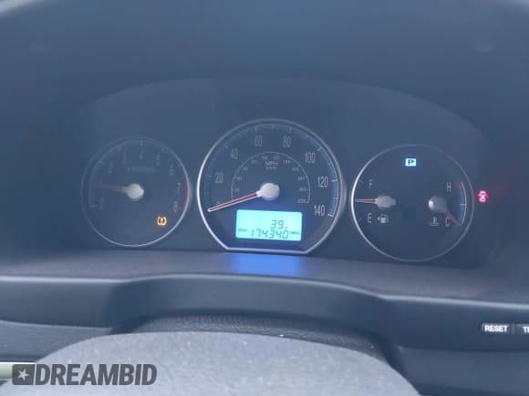 ✅ 2009 Hyundai Santa Fe SE • VIN: 5NMSH73E89H267854 • Lot: 43656984. Listed on IAAI with 174,340 mi. Free auction sales archive from the USA and detailed vehicle history report at DreamBid. Image 7.