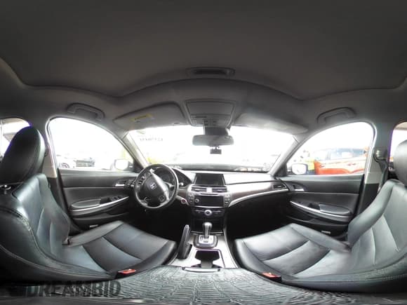 ✅ 2013 Honda Crosstour EX-L • VIN: 5J6TF1H53DL000476 • Lot: 42370451. Listed on IAAI with 143,820 mi. Free auction sales archive from the USA and detailed vehicle history report at DreamBid. Image 18.