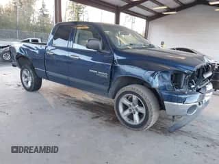 2006 Dodge 1500 SLT z VIN 1D7HU18PX6J230720, wystawiony jako IAAI lot #43461733 z przebiegiem 209 612 mil mil oraz . Historia ofert i sprzedaży dostępna na DreamBid. Obrazek 1.