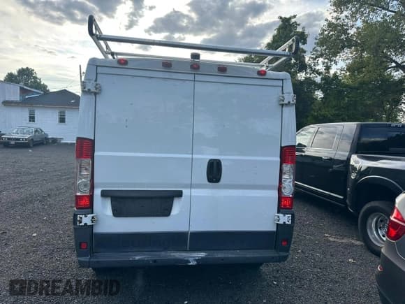 ✅ 2014 Ram ProMaster Cargo • VIN: 3C6TRVAG5EE100760 • Lot: 80462635. Wystawiony na Copart z przebiegiem 143 268 mil. Bezpłatny archiwum sprzedaży aukcyjnych z USA i szczegółowy raport historii pojazdu na DreamBid. Zdjęcie 6.