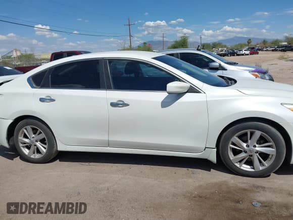 ✅ 2013 Nissan Altima SL • VIN: 1N4AL3AP5DN495481 • Lot: 43078714. Listed on IAAI with 166,305 mi. Free auction sales archive from the USA and detailed vehicle history report at DreamBid. Image 13.