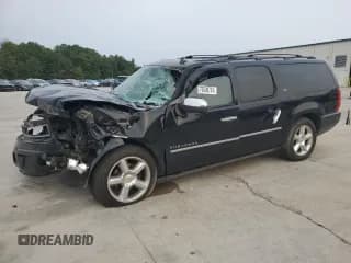 ✅ 2011 Chevrolet Suburban LTZ • VIN: 1GNSKKE30BR335704 • Lot: 70508724. Wystawiony na Copart z przebiegiem 177 324 mil. Bezpłatny archiwum sprzedaży aukcyjnych z USA i szczegółowy raport historii pojazdu na DreamBid. Zdjęcie 1.