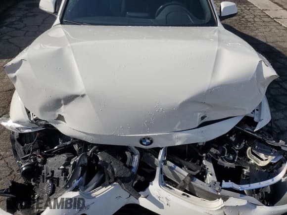 ✅ 2018 BMW 3 Series 330i • VIN: WBA8B9C52JK677305 • Lot: 92605575. Listed on Copart with 55,335 mi. Free auction sales archive from the USA and detailed vehicle history report at DreamBid. Image 11.
