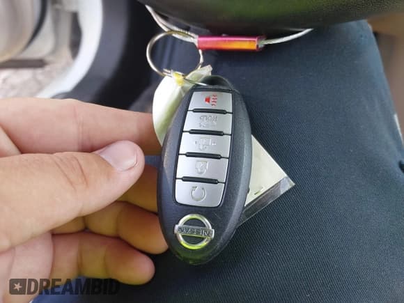 ✅ 2017 Nissan Maxima S • VIN: 1N4AA6APXHC371182 • Lot: 42596000. Listed on IAAI with 159,710 mi. Free auction sales archive from the USA and detailed vehicle history report at DreamBid. Image 11.