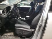 ✅ 2018 Kia Sorento LX • VIN: 5XYPGDA34JG345778 • Lot: 80525755. Wystawiony na Copart z przebiegiem 63 143 mil. Bezpłatny archiwum sprzedaży aukcyjnych z USA i szczegółowy raport historii pojazdu na DreamBid. Zdjęcie 7.