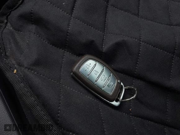 ✅ 2021 Hyundai Ioniq Blue • VIN: KMHC65LC5MU252688 • Lot: 41649851. Wystawiony na IAAI z przebiegiem 191 499 mil. Bezpłatny archiwum sprzedaży aukcyjnych z USA i szczegółowy raport historii pojazdu na DreamBid. Zdjęcie 11.