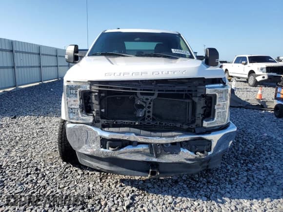 ✅ 2019 Ford F-350 XL • VIN: 1FT8W3BT6KEE23374 • Lot: 68466225. Listed on Copart with 53,071 mi. Free auction sales archive from the USA and detailed vehicle history report at DreamBid. Image 5.