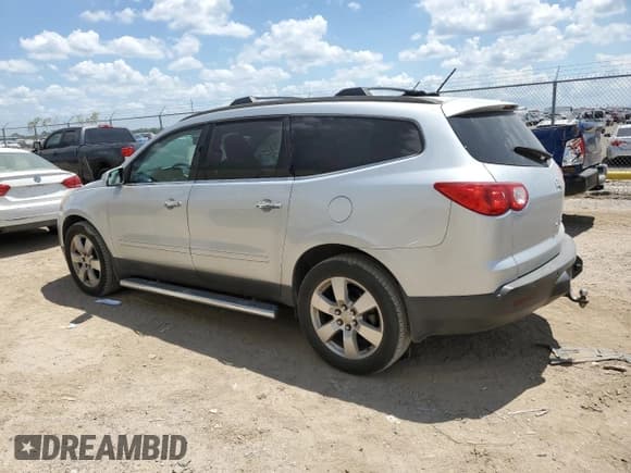 ✅ 2011 Chevrolet Traverse 1LT • VIN: 1GNKRGED3BJ398473 • Lot: 68980154. Wystawiony na Copart z przebiegiem 187 462 mil. Bezpłatny archiwum sprzedaży aukcyjnych z USA i szczegółowy raport historii pojazdu na DreamBid. Zdjęcie 2.