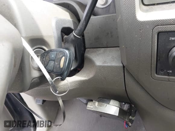 ✅ 2008 Dodge 1500 ST • VIN: 1D7HU18298J145214 • Лот: 43149456. Опубликован ранее на IAAI с пробегом 178 385 миль. Бесплатный доступ к архиву аукционных продаж из США и подробный отчёт об истории автомобиля на DreamBid. Изображение 11.