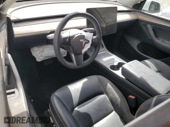 ✅ 2023 Tesla Model Y Long Range • VIN: 7SAYGDEE4PF638471 • Лот: 50821055. Опубликован ранее на Copart с пробегом Не указан. Бесплатный доступ к архиву аукционных продаж из США и подробный отчёт об истории автомобиля на DreamBid. Изображение 8.