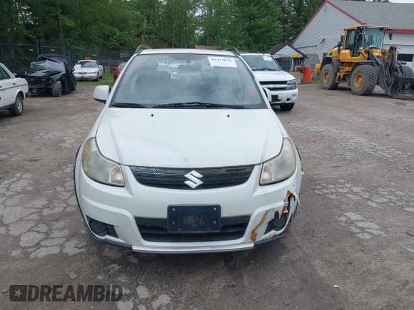 ✅ 2007 Suzuki SX4 • VIN: JS2YB413975108407 • Lot: 42422076. Wystawiony na IAAI z przebiegiem 160 697 mil. Bezpłatny archiwum sprzedaży aukcyjnych z USA i szczegółowy raport historii pojazdu na DreamBid. Zdjęcie 13.