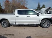 ✅ 2021 Chevrolet Silverado 1500 High Country • VIN: 1GCUYHET0MZ353142 • Lot: 40707765. Wystawiony na IAAI z przebiegiem 20 765 mil. Bezpłatny archiwum sprzedaży aukcyjnych z USA i szczegółowy raport historii pojazdu na DreamBid. Zdjęcie 13.