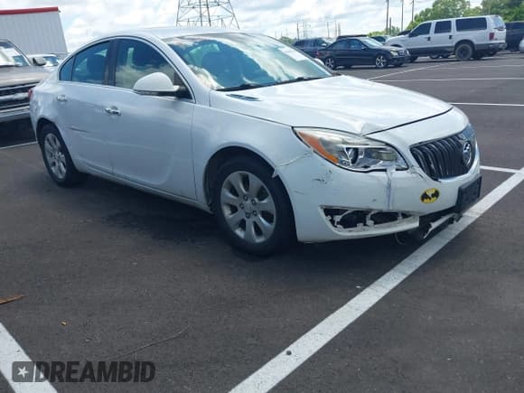 ✅ 2014 Buick Regal Premium I • VIN: 2G4GM5ERXE9205714 • Lot: 42387419. Listed on IAAI with 133,328 mi. Free auction sales archive from the USA and detailed vehicle history report at DreamBid. Image 1.