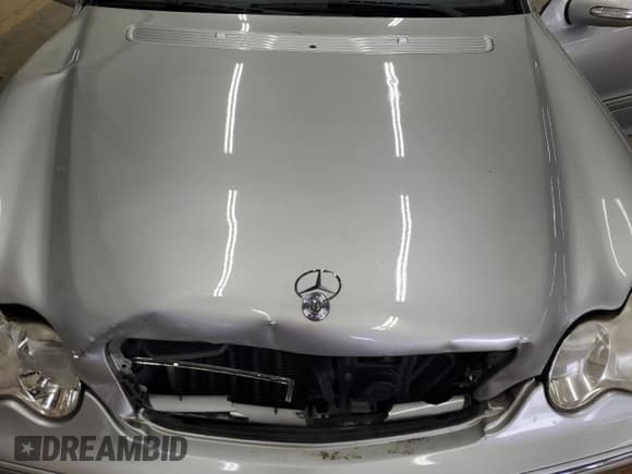 ✅ 2006 Mercedes-Benz C 280 Luxury • VIN: WDBRF54HX6A825189 • Lot: 81903084. Wystawiony na Copart z przebiegiem 231 894 mil. Bezpłatny archiwum sprzedaży aukcyjnych z USA i szczegółowy raport historii pojazdu na DreamBid. Zdjęcie 11.