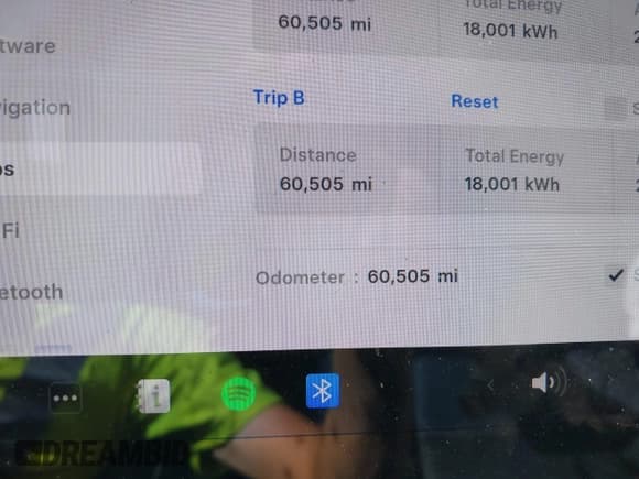 ✅ 2019 Tesla Model 3 Long Range • VIN: 5YJ3E1EB9KF530034 • Lot: 43293287. Wystawiony na IAAI z przebiegiem 60 505 mil. Bezpłatny archiwum sprzedaży aukcyjnych z USA i szczegółowy raport historii pojazdu na DreamBid. Zdjęcie 14.