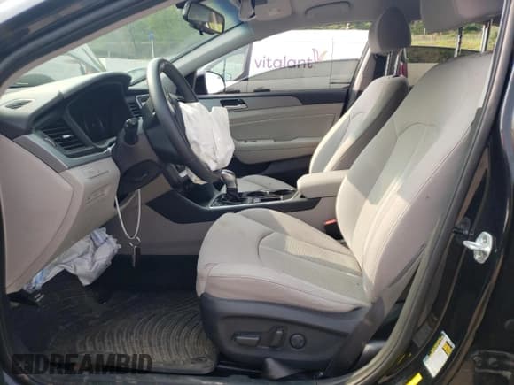 ✅ 2018 Hyundai Sonata Limited • VIN: 5NPE34AF3JH635550 • Lot: 51984463. Listed on Copart with 46,398 mi. Free auction sales archive from the USA and detailed vehicle history report at DreamBid. Image 7.