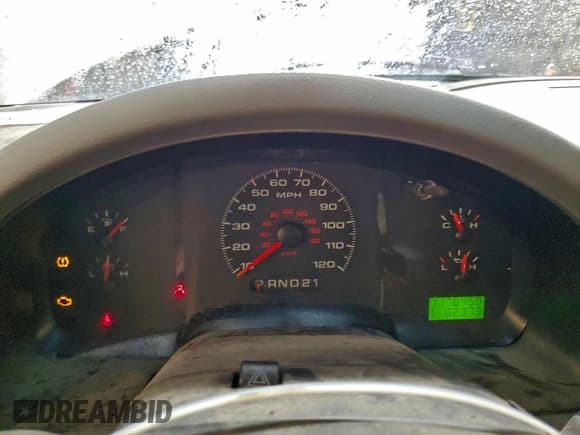 ✅ 2008 Ford F-150 XL • VIN: 1FTRF12268KE16158 • Lot: 94051185. Listed on Copart with 117,845 mi. Free auction sales archive from the USA and detailed vehicle history report at DreamBid. Image 9.