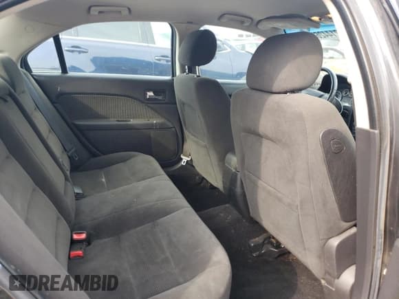 ✅ 2007 Ford Fusion SEL • VIN: 3FAHP02147R275391 • Lot: 82144265. Wystawiony na Copart z przebiegiem 176 538 mil. Bezpłatny archiwum sprzedaży aukcyjnych z USA i szczegółowy raport historii pojazdu na DreamBid. Zdjęcie 10.