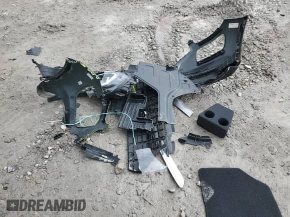 2023 Hyundai Venue SEL с VIN KMHRC8A35PU277084, выставлен на аукционе Copart как лот 73352294 с пробегом 25 994 миль миль и Списание • Salvage title. История ставок и продаж доступна на DreamBid. Изображение 14.