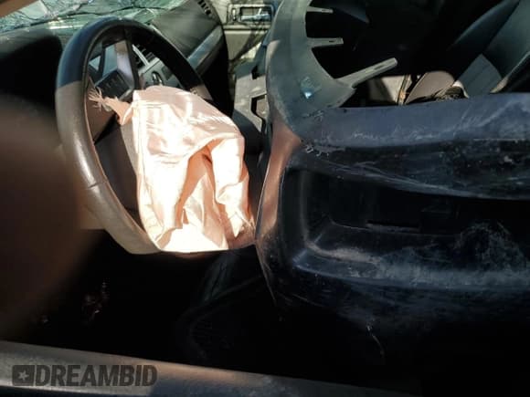 ✅ 2007 Mercury Milan • VIN: 3MEHM07Z67R664968 • Lot: 61458665. Wystawiony na Copart z przebiegiem Nie podano. Bezpłatny archiwum sprzedaży aukcyjnych z USA i szczegółowy raport historii pojazdu na DreamBid. Zdjęcie 8.